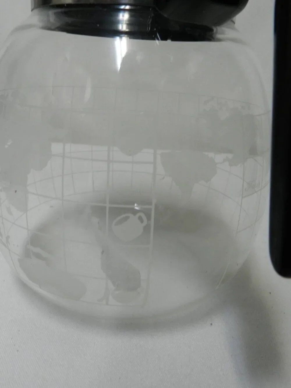 NESCAFE Vintage Frosted Etched Glass World Globe Coffee Pot Black Plastic w/Lid